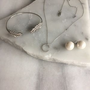 Necklaces, bracelet and studs